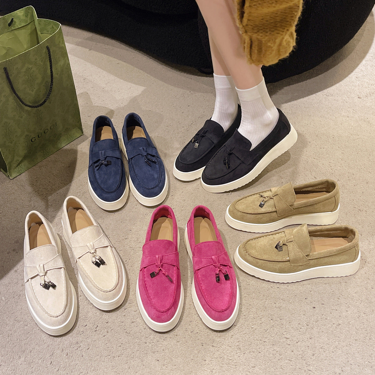 Rubber Platform Peas Oversized Shoes