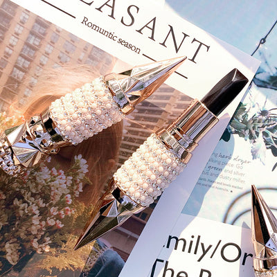 Matte matte lipstick products