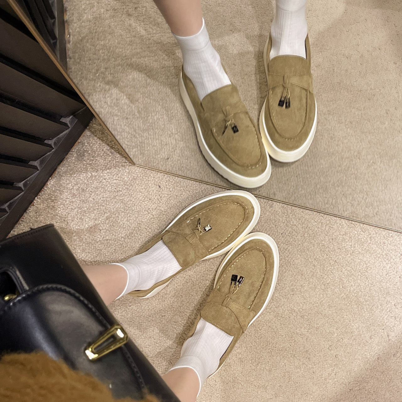 Rubber Platform Peas Oversized Shoes